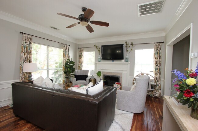 Photo - This home is so charming that you will fall in love!