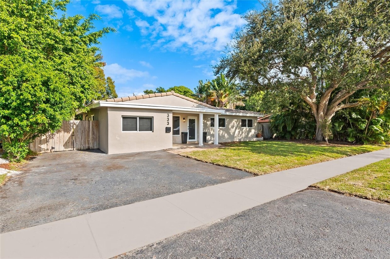 Photo - 333 NE 24th St (Wilton Manors, FL)