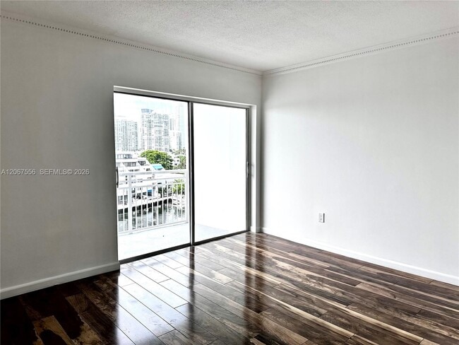 Photo - 400 Kings Point Dr Unit 714