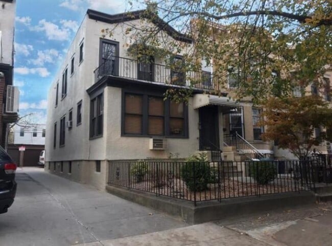 3 bedroom in Brooklyn NY 11209 - 3 bedroom in Brooklyn NY 11209 Condominio Unidad 2nd Floor