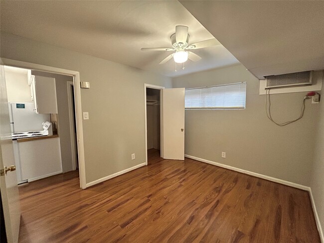 Photo - 807 Heights Blvd Unidad 6