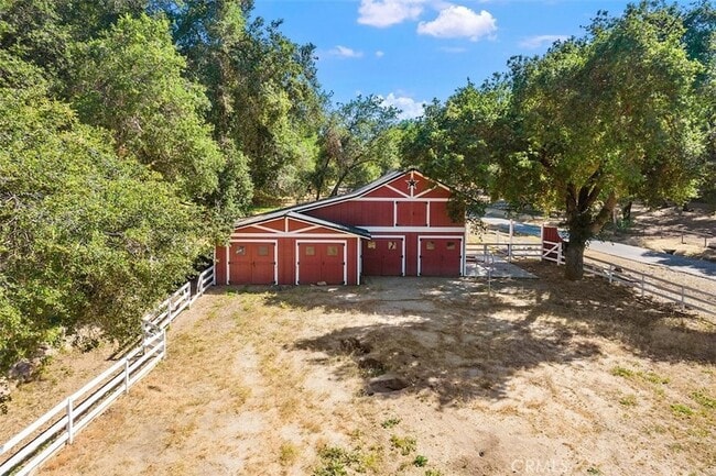 Photo - 35455 El Niguel Rd