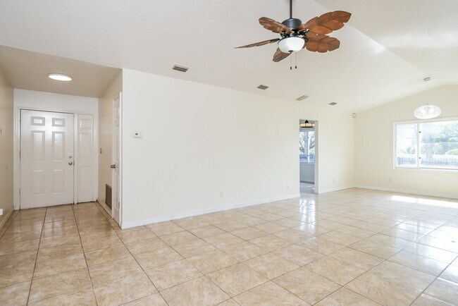 Photo - 6531 La Jolla St