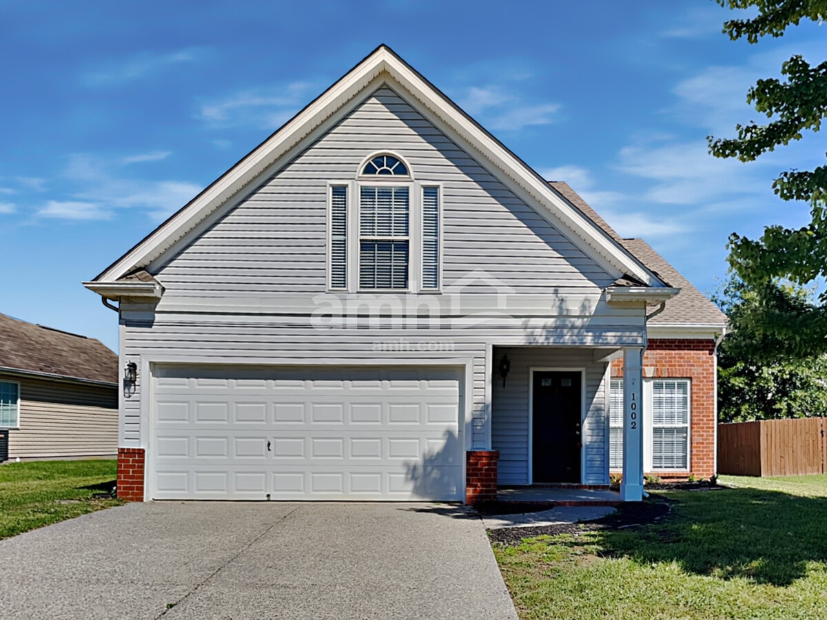 Photo - 1002 Daniel Ln