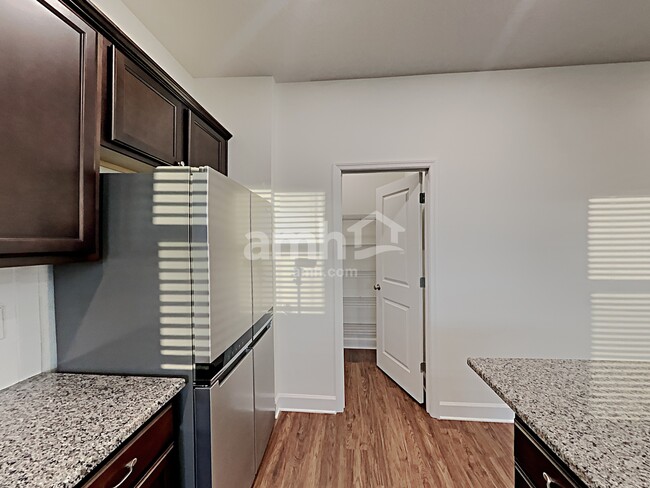 Photo - 1001 Walden Pond Dr