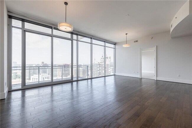 Photo - 1065 Peachtree St NE Unit 3103
