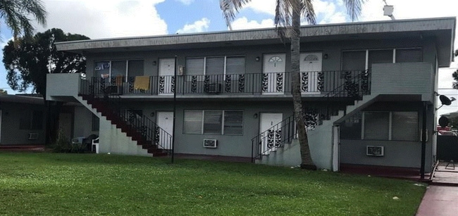 Photo - 6014 Fillmore St