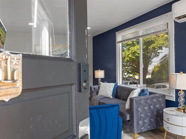 2402 Rucker Ave Unit Main