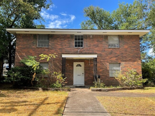 Photo - 1007 Thomason St Apartment Unit 1