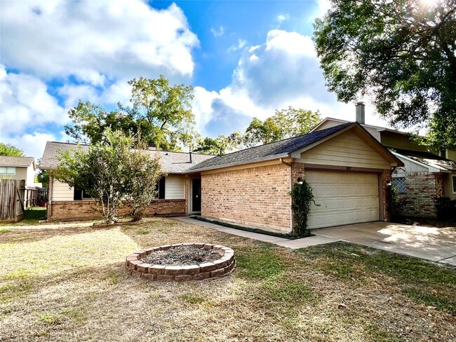 Photo - 947 Grand Jct Dr
