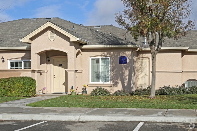 Photo - Horizons West