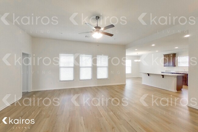 Photo - 1743 Park Place Dr