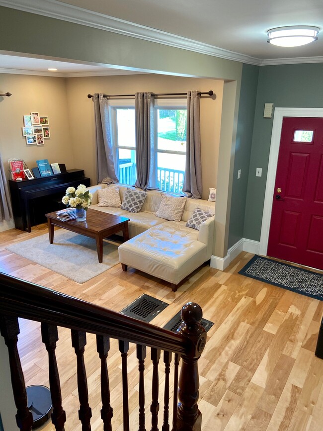 Photo - 5 Sheridan Cir