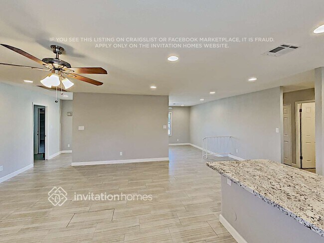 Photo - 810 E Todd Dr