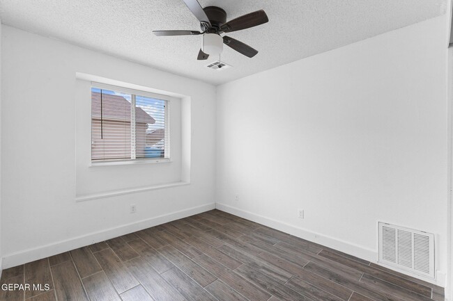 Photo - 221 Villas Del Sur