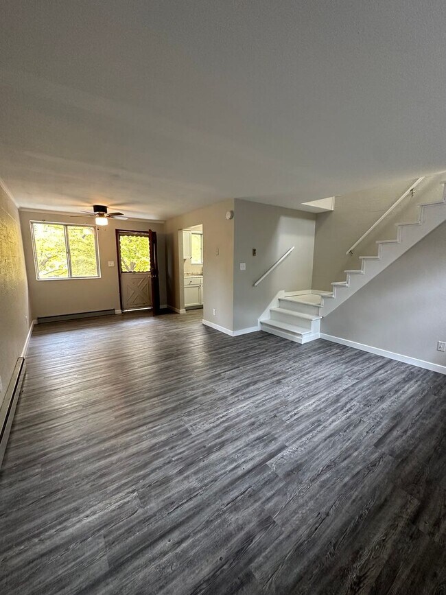 Photo - 420 Tinkler/509 Perrin-SHILO Unit 509 Perrin #4