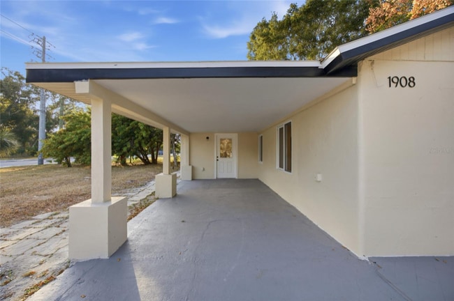 Photo - 1908 Macomber Ave