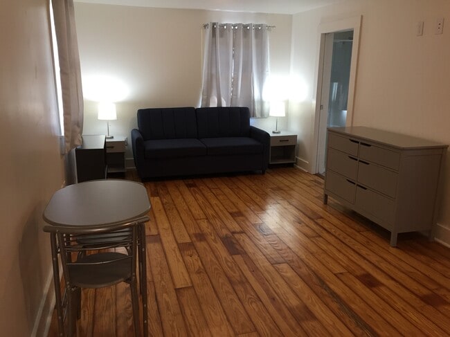 Photo - 800 Roosevelt Pl Unit Efficiency Apartment