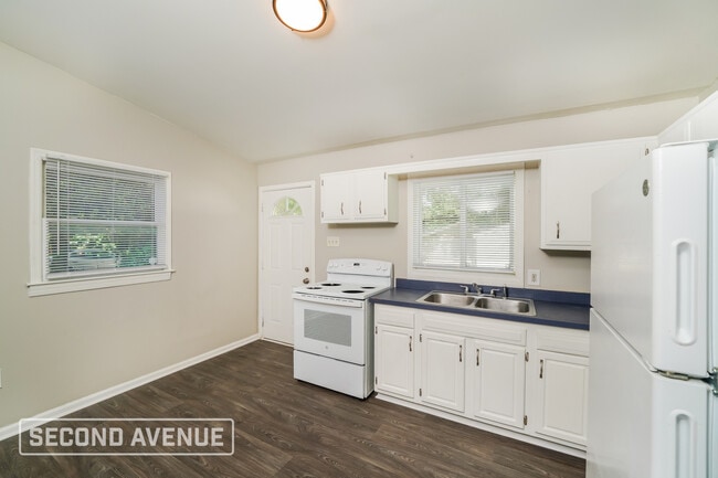 Photo - 3004 Taylor Blvd