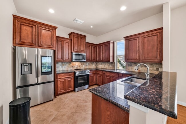 Photo - 1607 W Dallas St