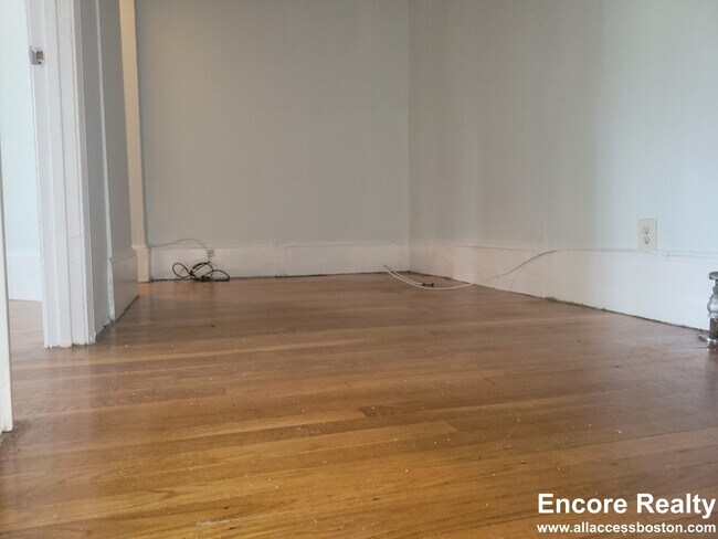 1777 Commonwealth Ave Unit 2