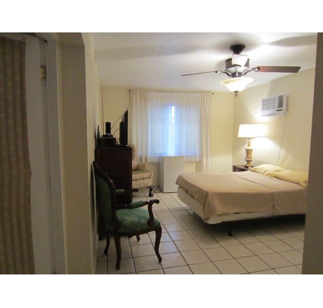 Photo - 10315 SW 35th Ter