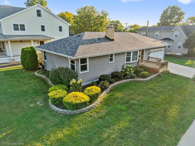 Building Photo - 509 Gierz St