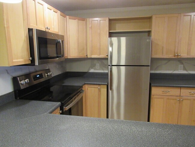 Photo - 72 Emerald St Unidad 2