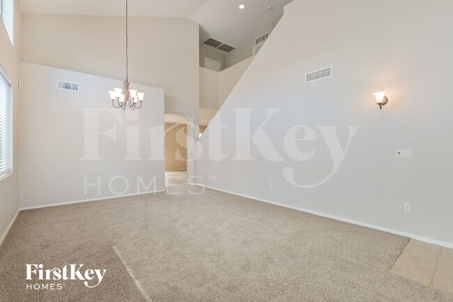 Photo - 10616 S Lucius Dr