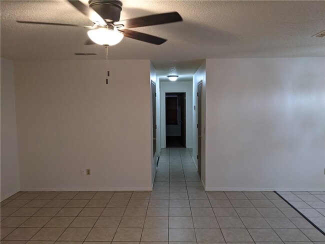 Photo - 2010 Sycamore Pl