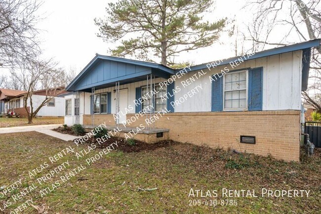 Photo - 609 Murray Rd NW