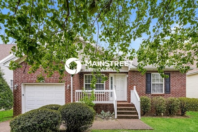 Building Photo - 3 Bedroom Pet-Friendly Home in Nashville, TN with Main Street Renewal
