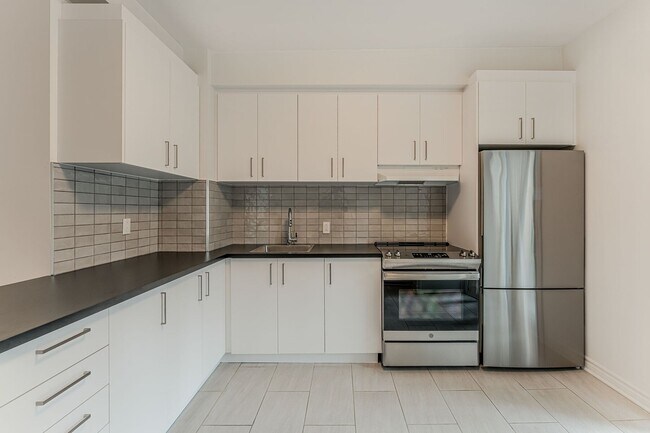 Photo - 253 Turgeon St