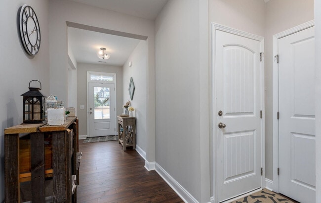 Photo - 424 Canvasback Ln