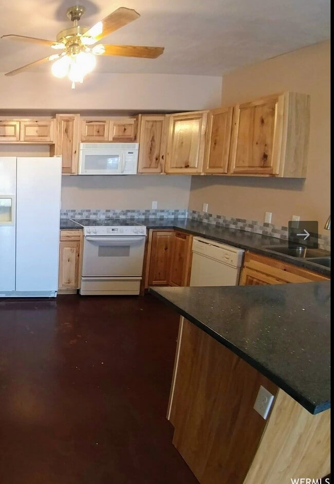 Photo - 2334 S Webb Cir