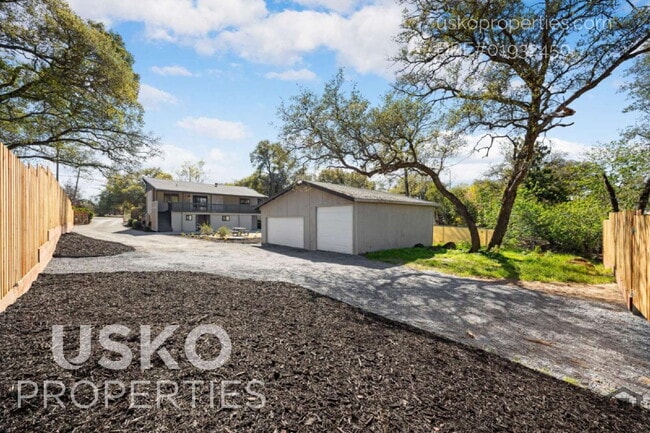 Photo - "Charming 3-Bedroom Retreat in Granite Bay... Unit 1