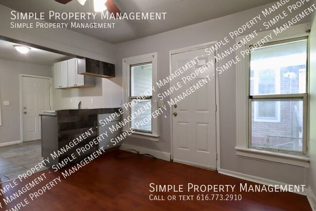 1317 Hamilton Ave NW Unit 3