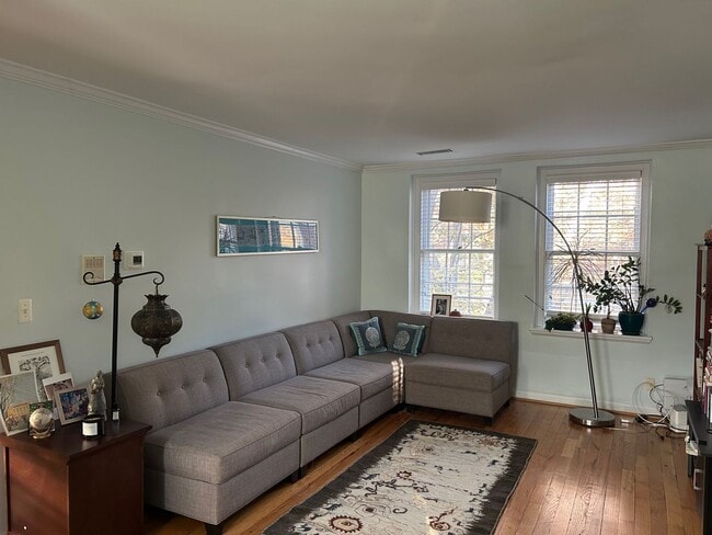Photo - Updated 1BR in Inconic McLean Gardens Available mid-February!