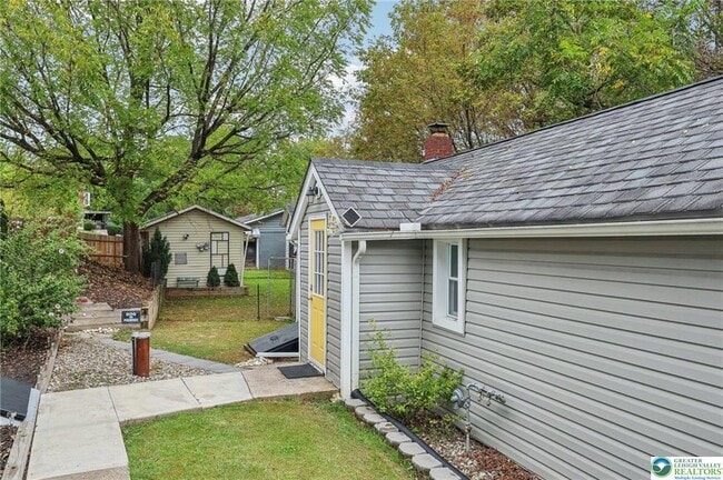 Photo - 3203 Washington St