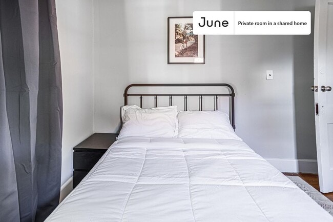 Photo - Room in Shared 6 bed/3 bath home Unit C