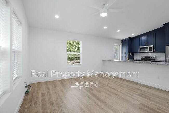 Photo - 1011 W Hull St