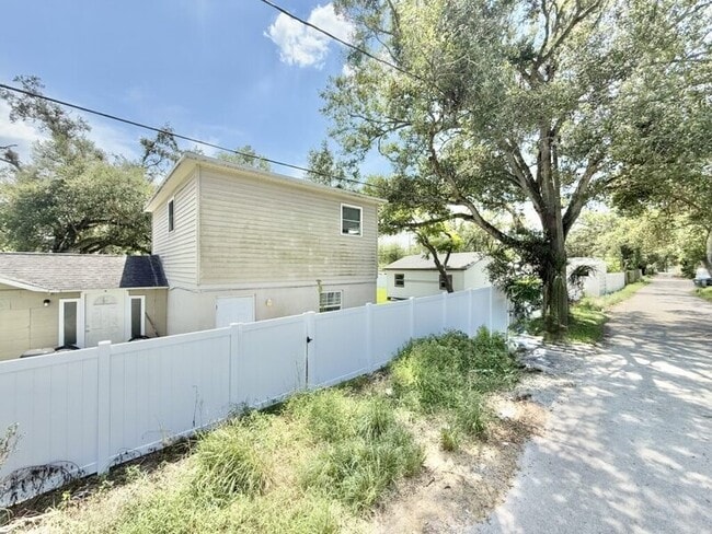 Building Photo - 7512 E 21st Ave Rental