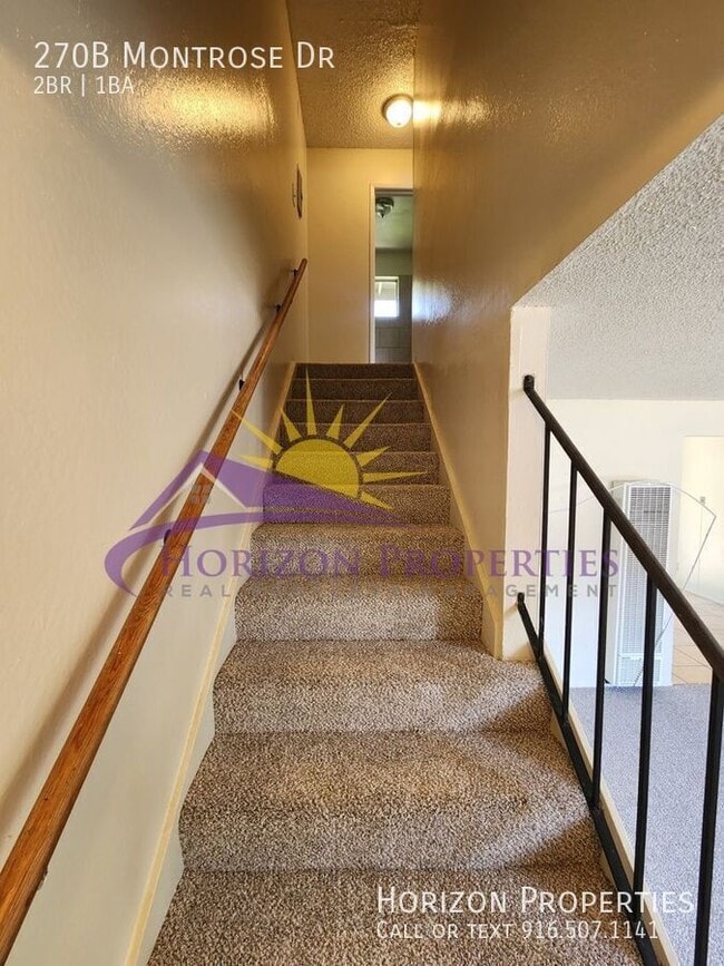 Photo - 270 Montrose Dr