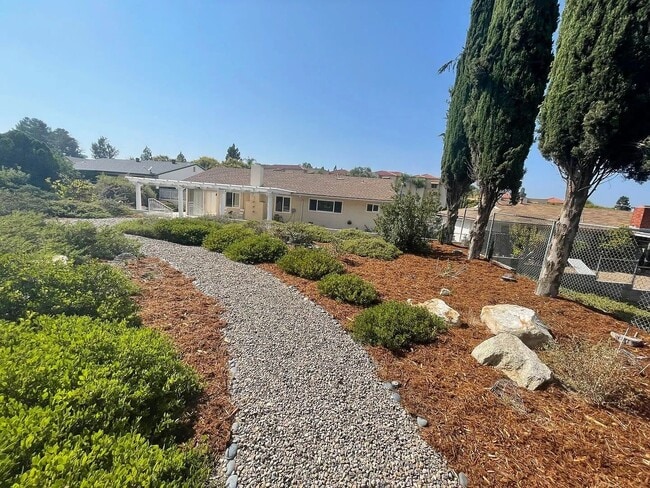 Photo - Beautiful 55+ home in the Seven Oaks Community!