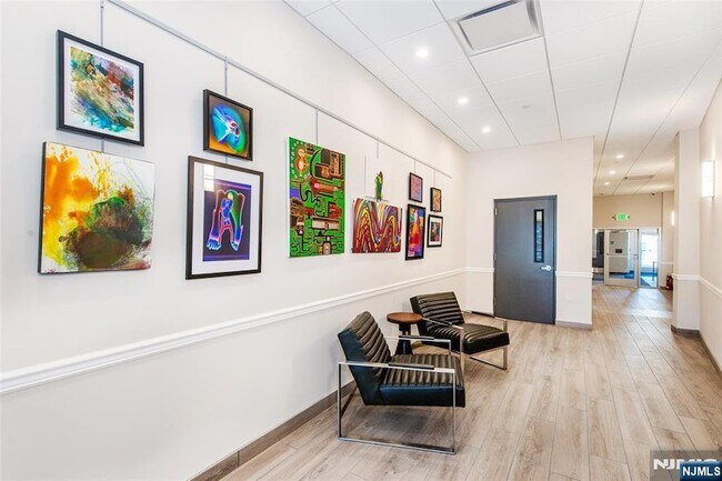 246 Main St Unit 303