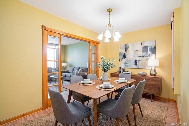 Photo - 71-20 68th St