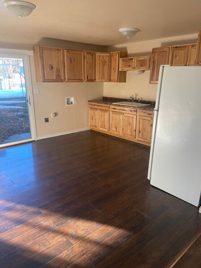 Photo - 1604 N Empire Ave Unit Empire1604B