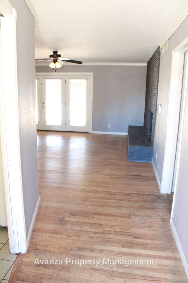 Photo - Home for Rent
3 Bed/1 Bath - 1,847 Sq Ft.
Rent: $2,195/month
Deposit: $2,295
Hoover High Region
