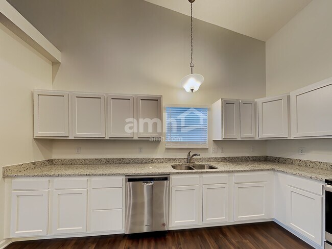 Photo - 1268 W Crystal Dr