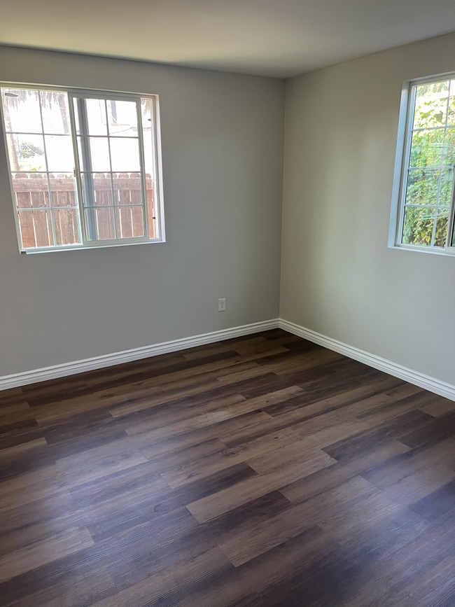 Dormitorio 1 - 834 W 106th St